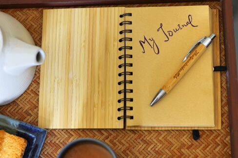 how-to-write-in-a-journal-for-self-improvement